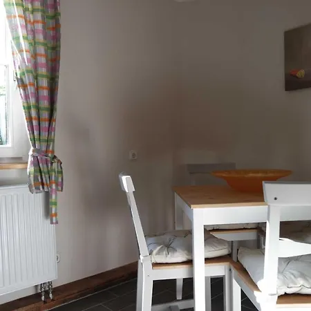 Moments Caf_ _ Apartmenthaus 公寓